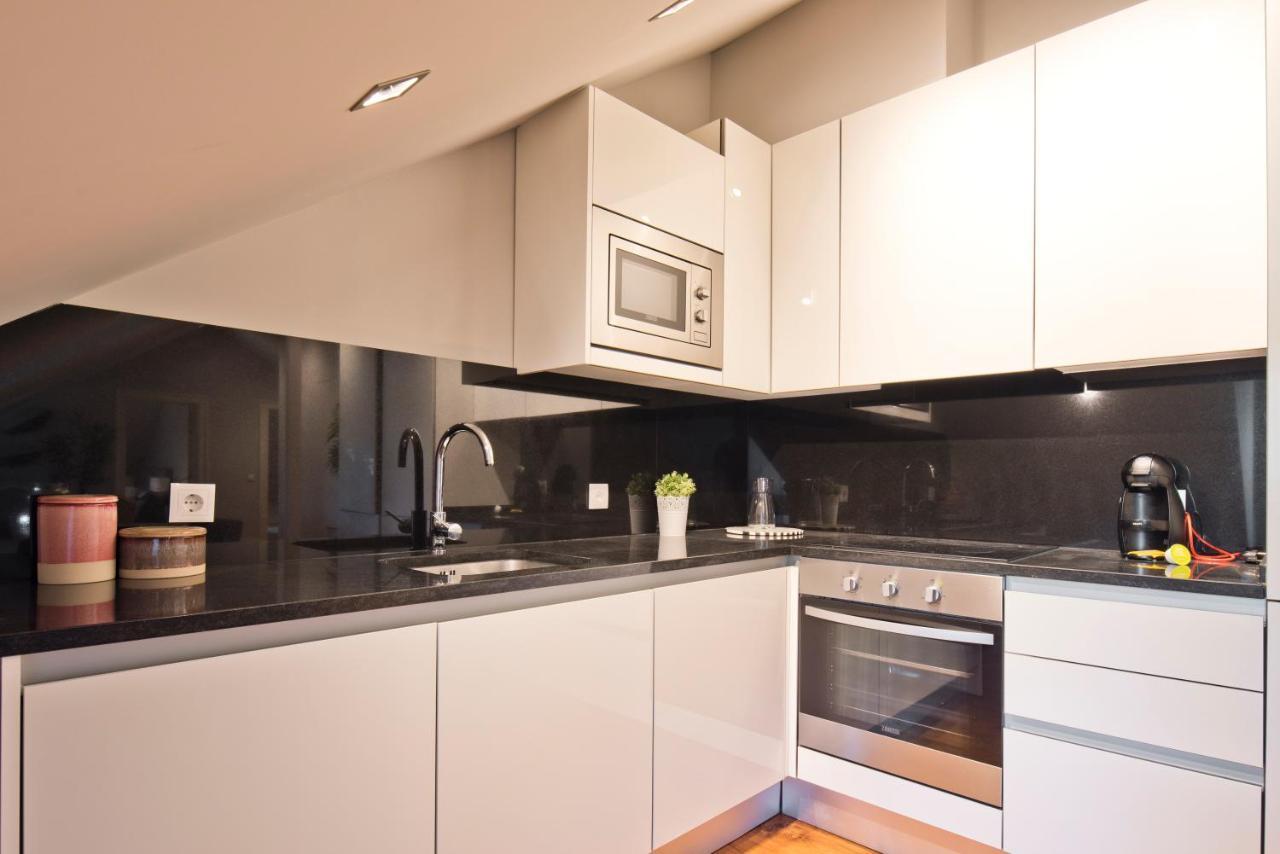 Iconic & Elegant Design 2 Bedroom Apt By Fs